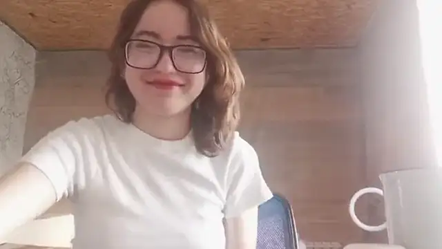 Czat XXX na żywo – OliviaMoment