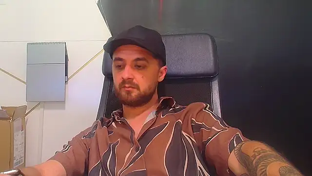 Chat XXX ao vivo de JamesMyerss