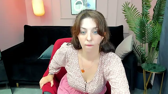 دردشة MargaretFatal الجنسية المباشرة