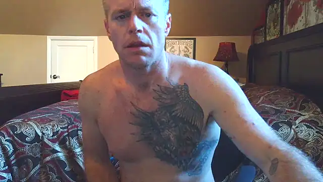 DILFiGuess1's Live XXX Chat