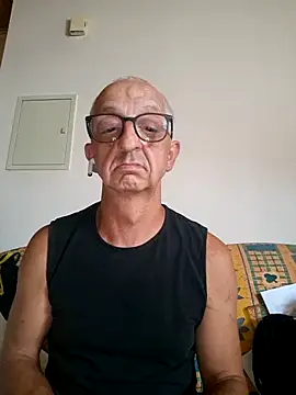 XXX chat uživo modela OutsideDunce