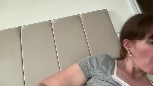 Czat XXX na żywo – redheadrosie69