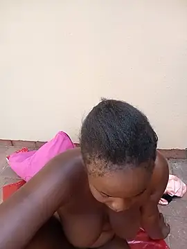 YummyBoobs_: απευθείας συνομιλία ΧΧΧ