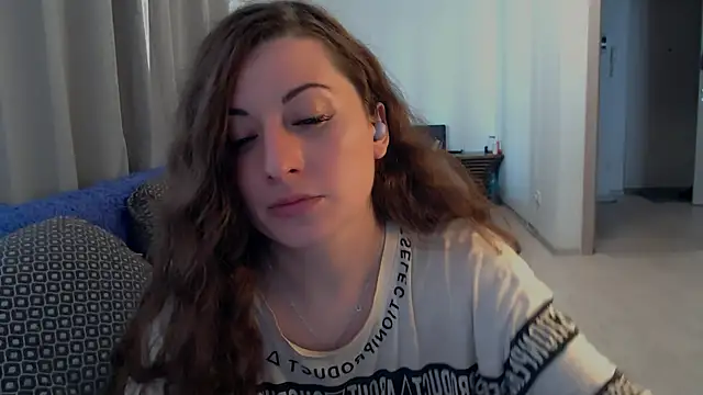 Helen_Adams_ Chat XXX in diretta