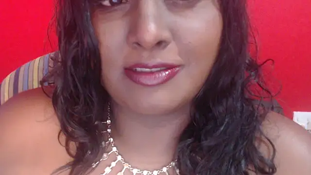XXX chat uživo modela INDIANSIN2