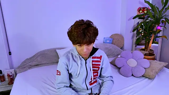 Samy_Twink 现场XXX聊天