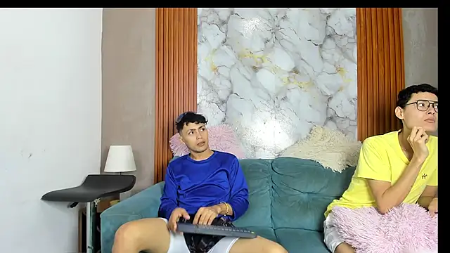 XXX chat uživo modela VERY_HOT_GUYS