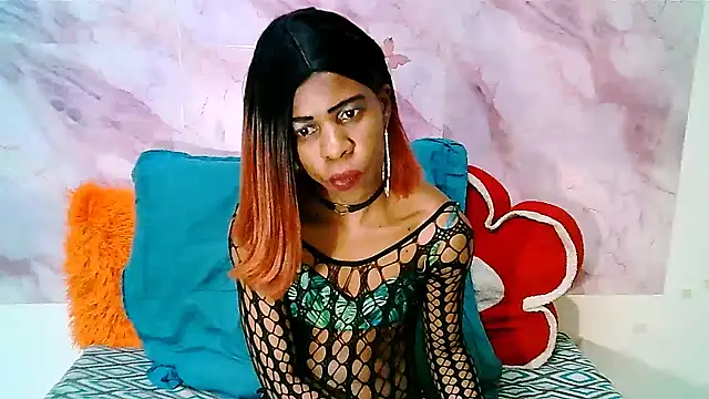 צ'אט XXX בשידור חי של EbonySweetPeach