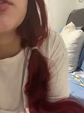 XXX chat uživo modela Maya_mimi