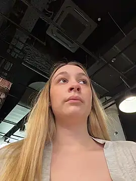 Chat +18 de SashaCatt ao vivo