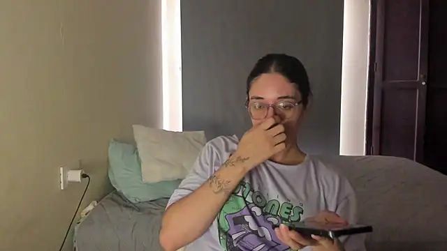 Czat XXX na żywo – atenas_05_