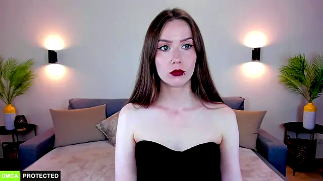 TheWoman__ élő XXX-chatje