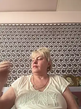 Chat +18 de AnastasiaGrey777 ao vivo