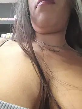 MissNyraSecretn Live XXX chat