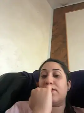 XXX chat uživo modela ICEDGLOSS