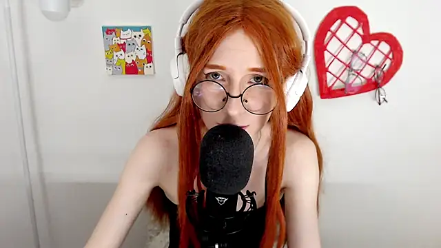 Czat XXX na żywo – _Hanna_Moon_
