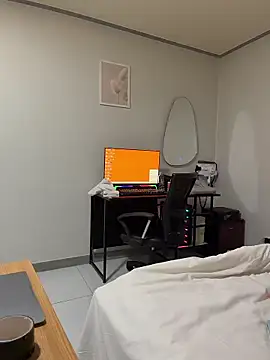 k-kinky 现场XXX聊天