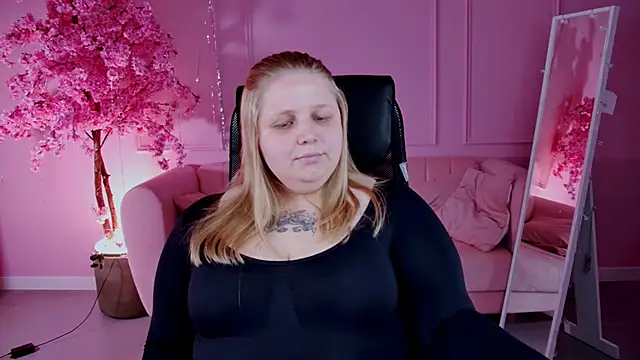 SladaDell live XXX chat