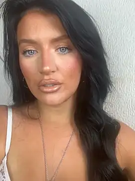 LolaReaX live XXX chat