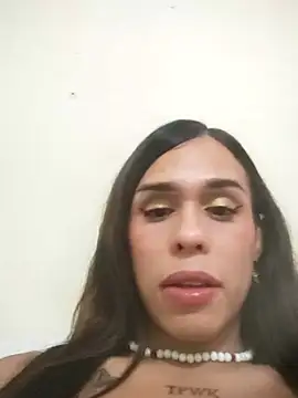 pretty_ariiel Live XXX-chat