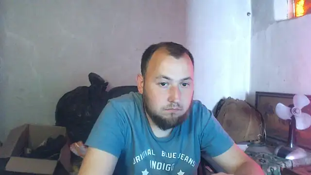 Show modela BIG-COCK-OMG na web-kameri