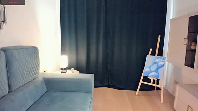 Czat XXX na żywo – YvonneRobes