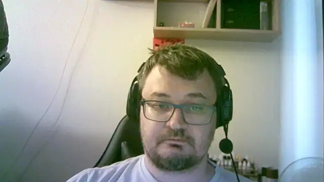 XXX chat uživo modela SirAbuser