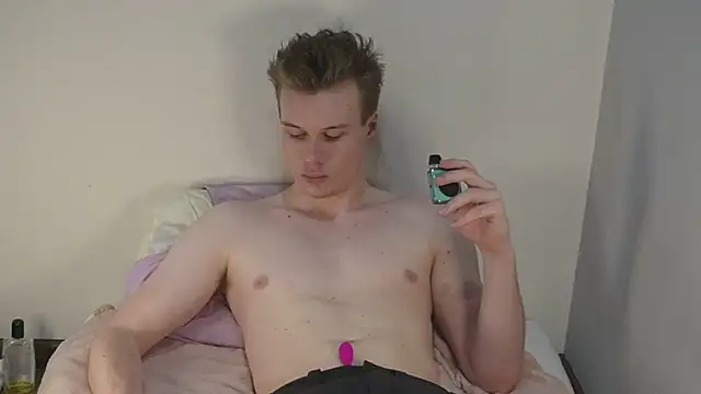 JohnDou2144 Webcamshow
