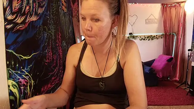 CallMeMaria Live XXX Chat