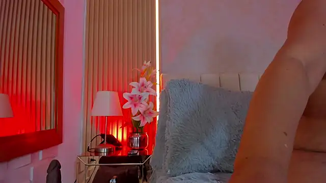 Chat +18 de DAFNECOX ao vivo
