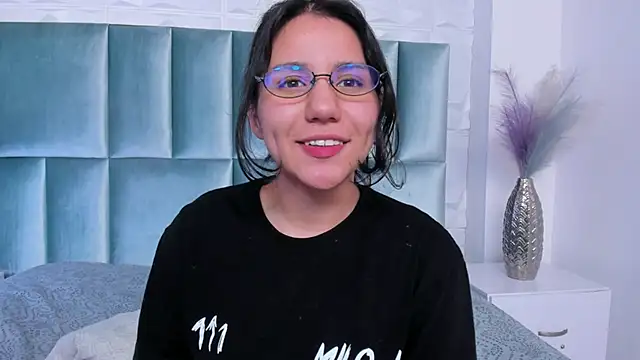 HollyPeach – Live XXX-chat