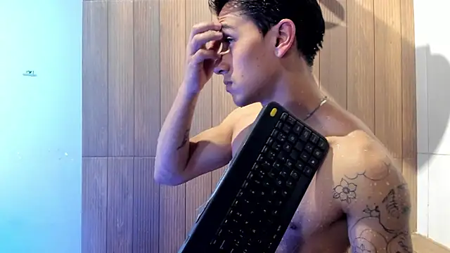 Andy_Joy_ Live XXX Chat