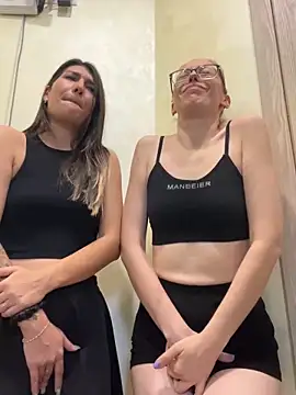 RussianGirls_'s Live XXX Chat