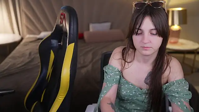 Sweet_cherry054: απευθείας συνομιλία ΧΧΧ