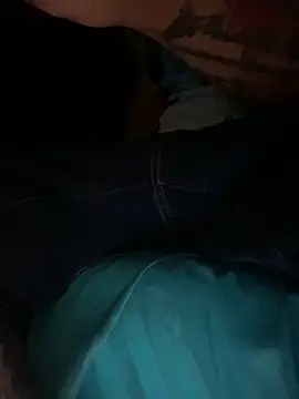 GusanoDelicioso's Live XXX Chat