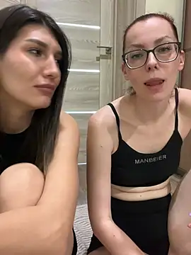 RussianGirls_ Chat XXX live