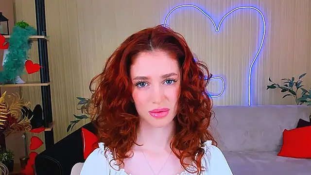 ChristinaConteeree Chat XXX in diretta