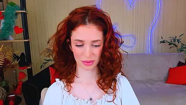 ChristinaConteeree's Live XXX Chat