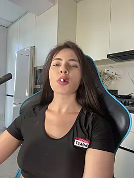 Živý XXX chat CurlyLara