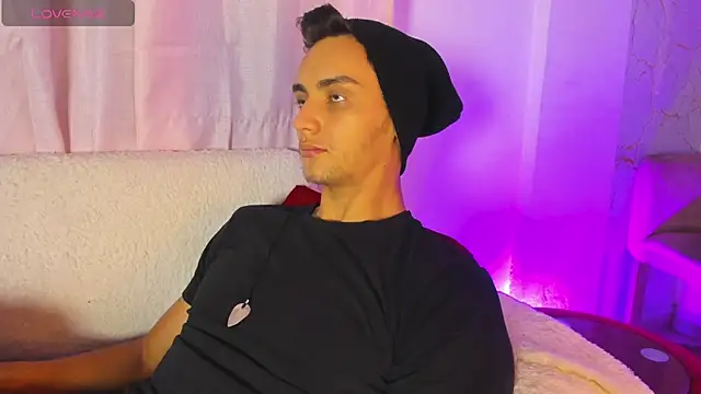 andrewevans46 Live XXX Chat