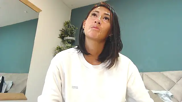XXX chat uživo modela SharisWillian