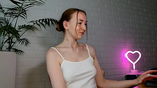 XXX chat uživo modela WhitePrincessLuna