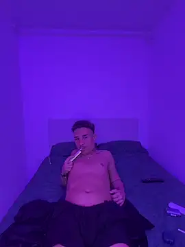 Enzo_Luxury webcam show