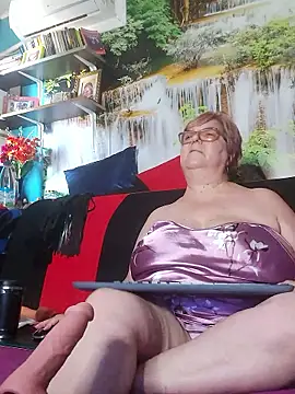 QueenPammy1: απευθείας συνομιλία ΧΧΧ