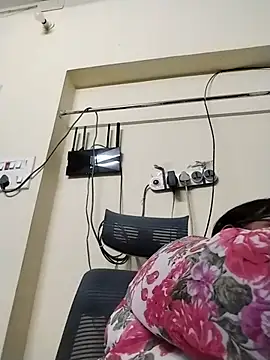XXX chat uživo modela bigbum68
