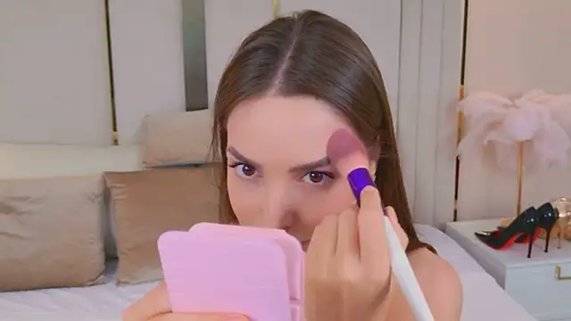 BellaHalles Chat XXX live