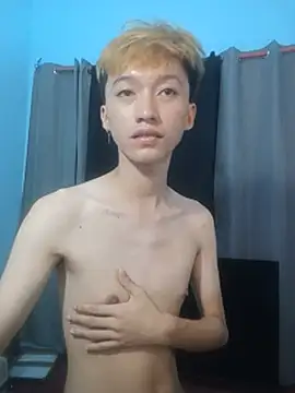 Fem_phiLboy69のライブXXXチャット