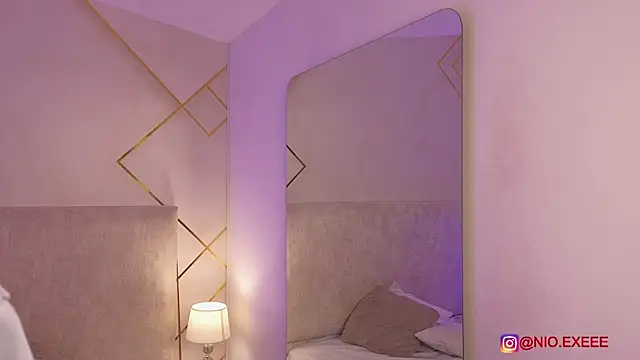 XXX chat uživo modela Nioki_
