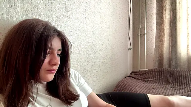 Chat XXX ao vivo de Ledi_Asthik