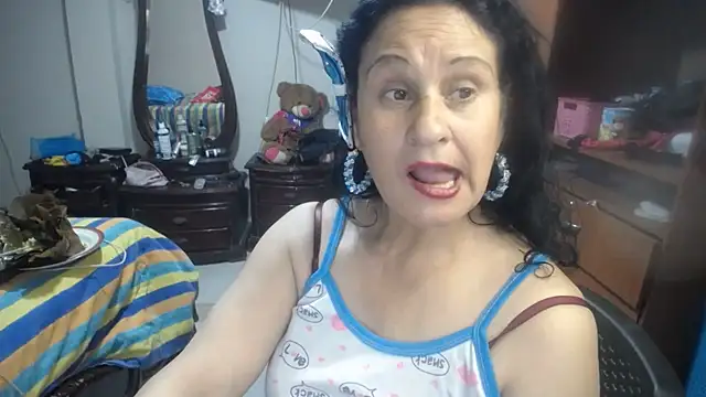 jazmin_mature_ 라이브 XXX 채팅